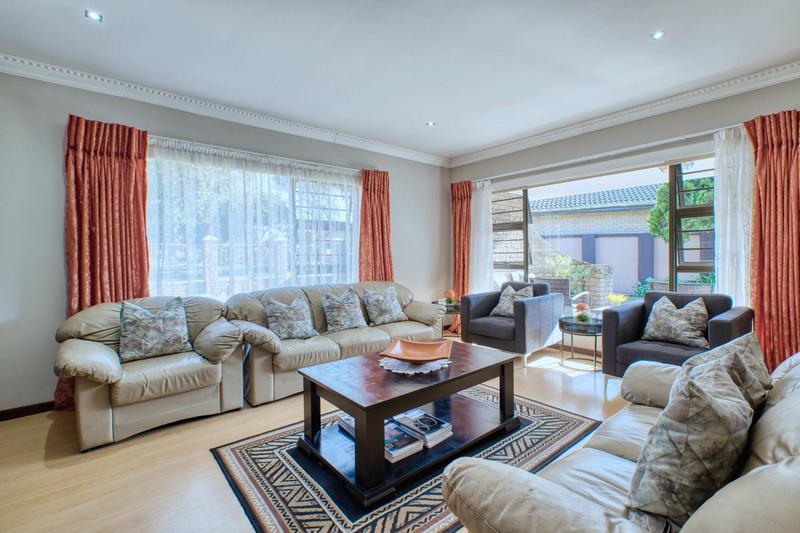 3 Bedroom Property for Sale in Walmer Downs Eastern Cape
